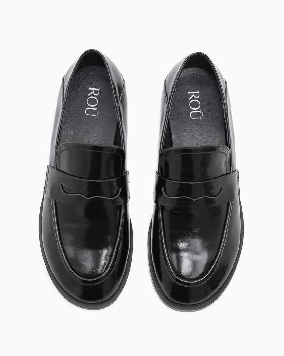 Лоферы ROU с овальным носом