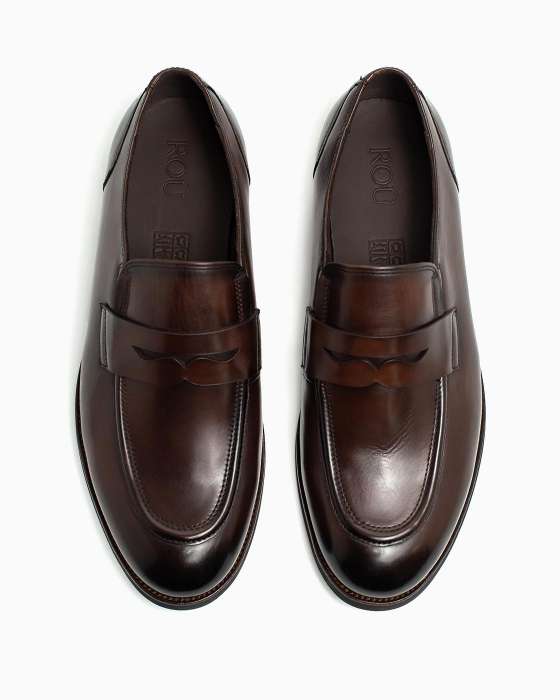 Лоферы ROU из полуглянцевой кожи коричневые