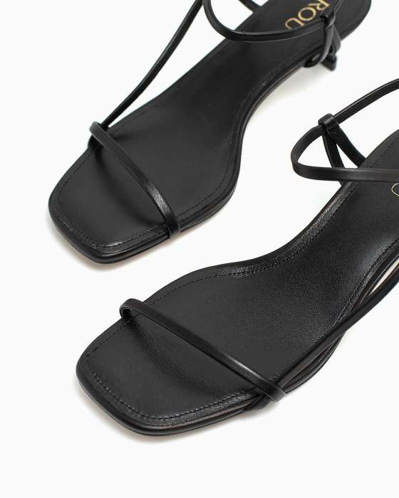 Босоножки ROU с тонкими ремешками на каблуке