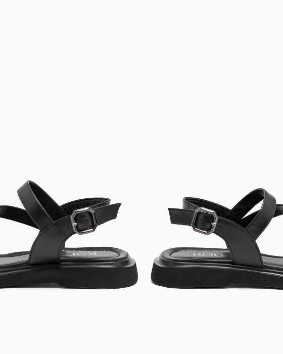 Сандалии ROU с двумя перемычками