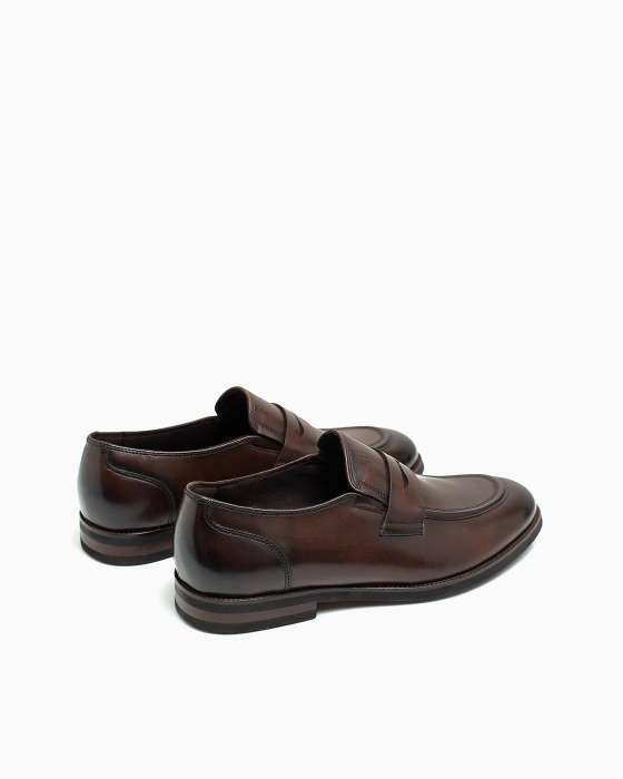 Лоферы ROU из полуглянцевой кожи коричневые