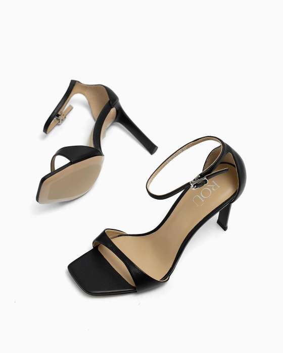 Босоножки ROU на плоской подошве